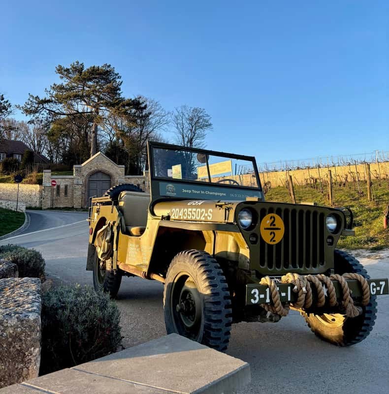 Epernay: Vineyard Jeep Ride with Food Tasting and Tours